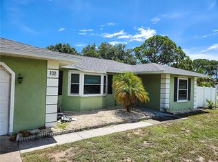 102 Cardinal Dr, Sebastian, FL 32958