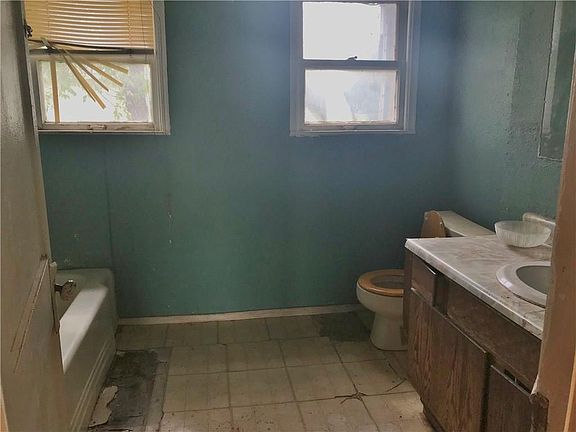 5th image of 1120 Avenue L