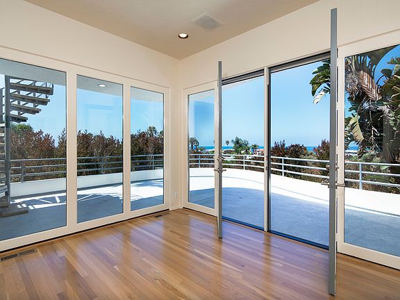 Family room offers unobstructed ocean views