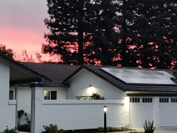 12551 Sumner Dr, Saratoga, CA 95070