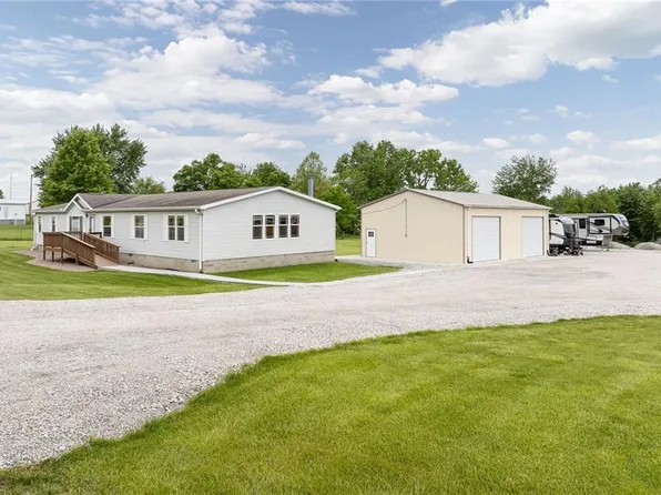 201 N Willis St, Hamilton, MO 64644