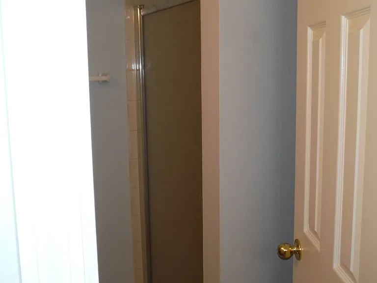 3035 Sir Hamilton Cir — Photo 5