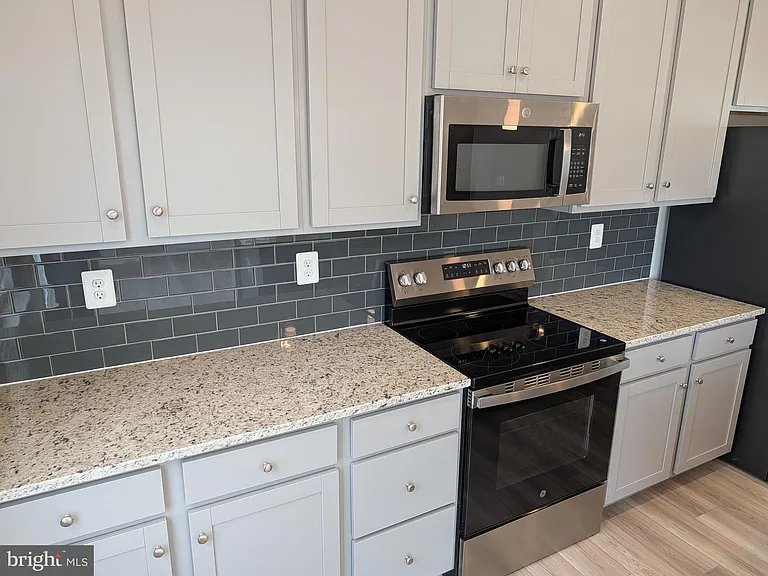 237 Swan Field Ave — Photo 14
