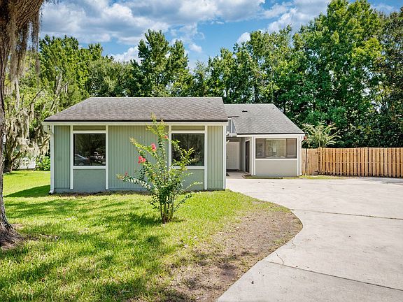 2nd image of 11546 Tyndel Creek Ln