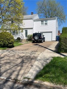 1039 100th St, Niagara Falls, NY, 14304
