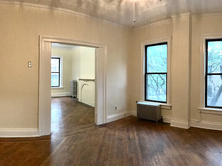 70 Nevins St #5 — Photo 5