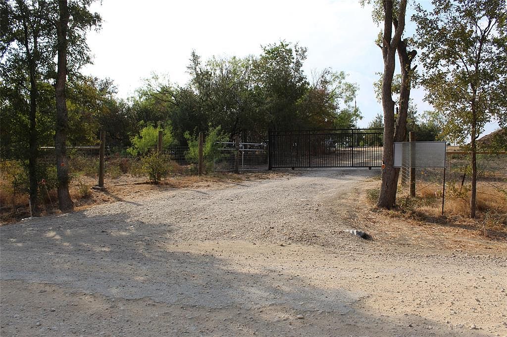 1567 Boggy Creek Rd, Lockhart, TX 78644 MLS 9708761 Zillow