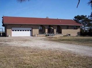 854 11th Ave, McPherson, KS 67460