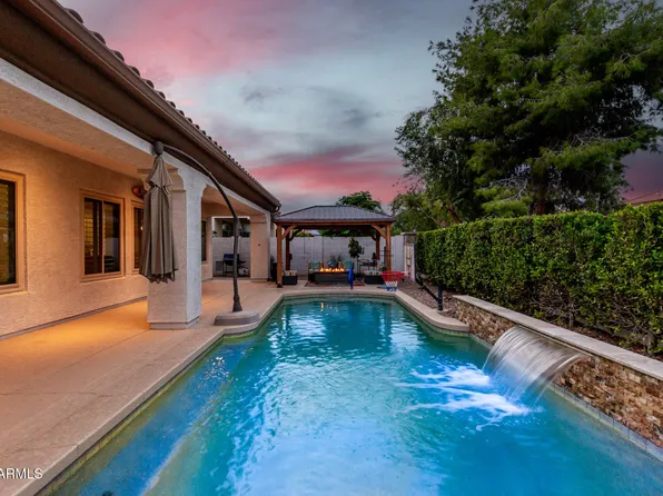 898 W GROVE Street, Litchfield Park, AZ 85340