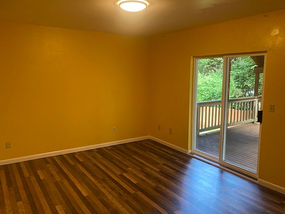 2nd image of 7558 Grahns Ln NE