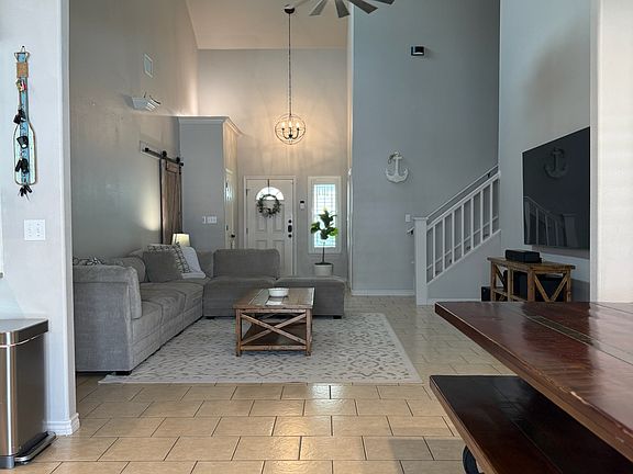 4th image of 15637 Palmira Ave APT A