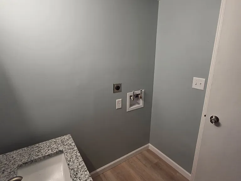 121A & B SW Roosevelt St #B — Photo 3
