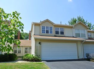 14 White Pine Dr, Schaumburg, IL 60193