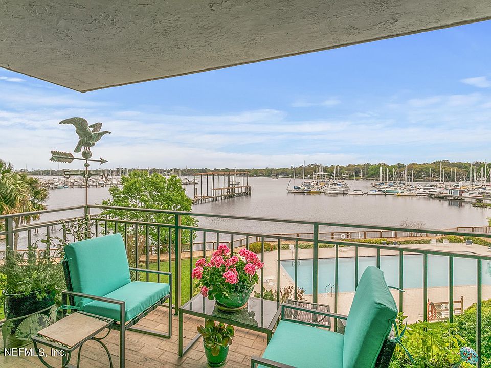 1st image of 4401 Lakeside Dr Unit 304