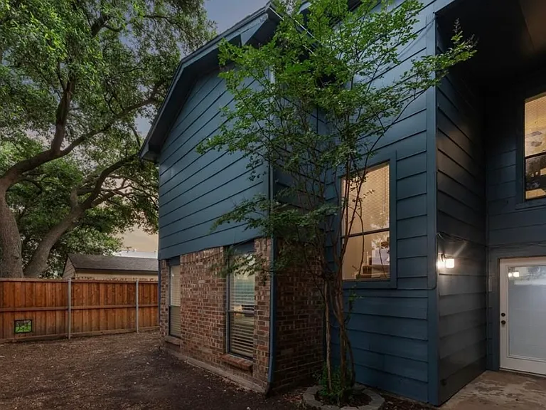 2231 Bunker Hill Dr — Photo 19