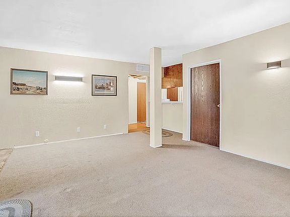 2nd image of 1000 Beck St Unit 151