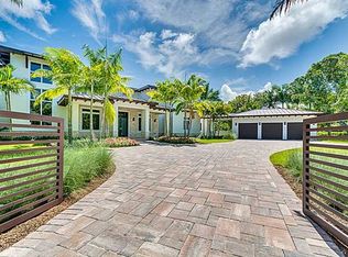 11795 S Mitchell Manor Cir, Pinecrest, FL 33156
