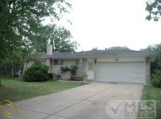 37105 Gary Dr, Sterling Heights, MI 48310
