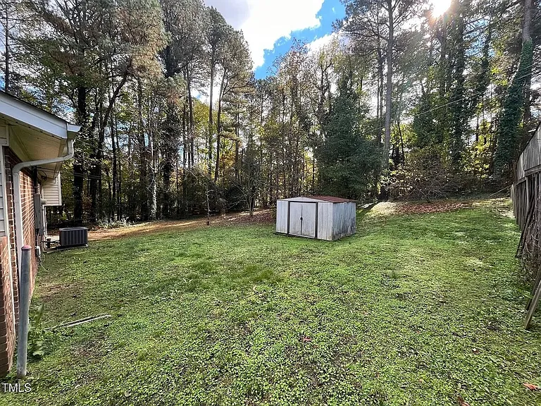 916 Forge Rd — Photo 5