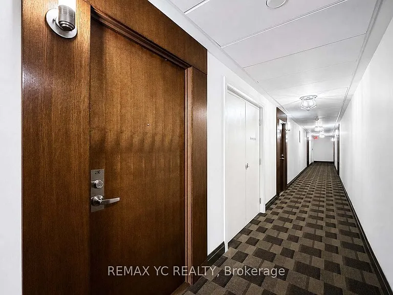 35 Hollywood Ave #216 — Photo 14