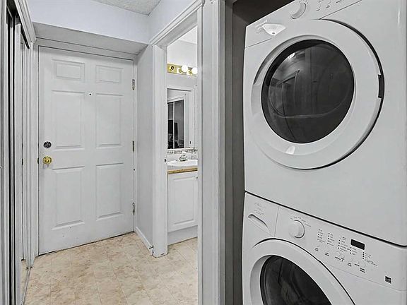 4th image of 7724 S Bowness Rd NW #101