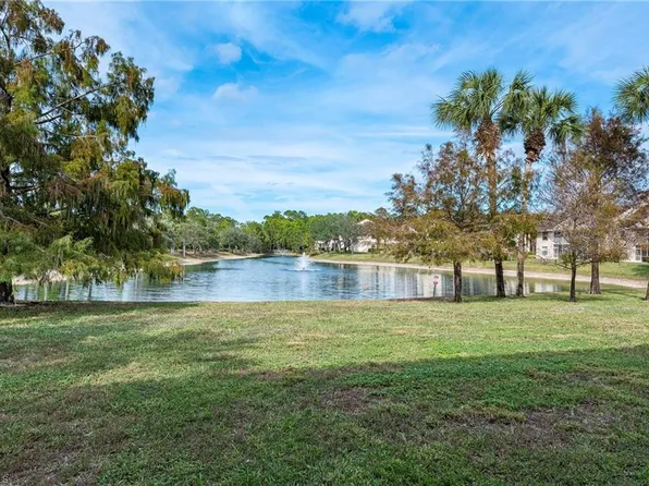 465 Robin Hood Cir Unit 101, Naples, FL 34104