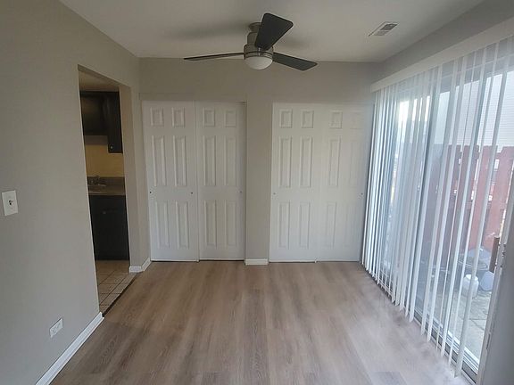 3rd image of 1856 Jamestown Cir