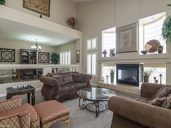 5th image of 10824 N 154th Ln