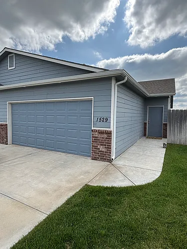 1529 E Olive Ct Photo 1