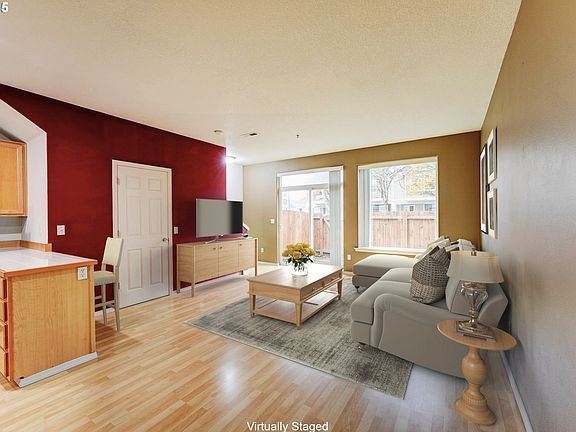 2nd image of 1087 NE Perl Way
