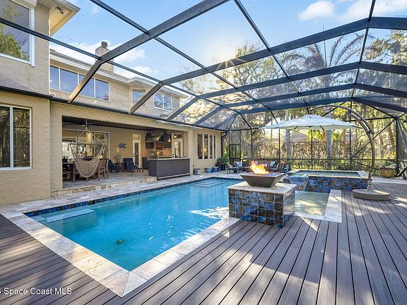 3rd image of 450 E Hall Rd