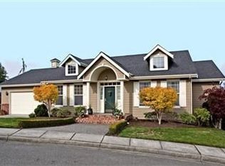 2210 20th Pl, Anacortes, WA 98221