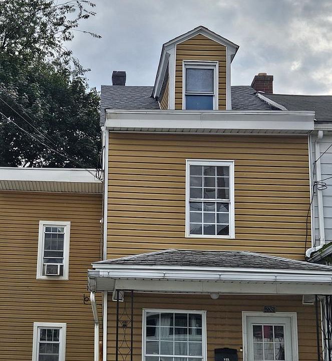 1st image of 238 N Nicholas St