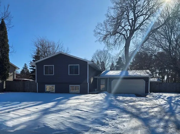 8037 Zane Ave N, Brooklyn Park, MN 55443