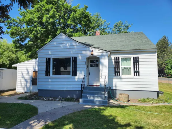 205 Nebraska St, Gooding, ID 83330