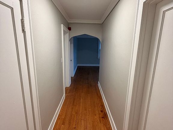 3rd image of 303 16th Ave E #201