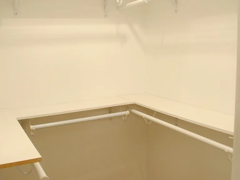Walk in closet