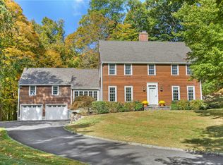 19 Oak Knoll Rd, Ridgefield, CT 06877