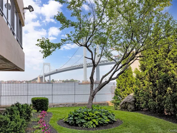 166-41 Powells Cove Boulevard #6A, Beechhurst, NY 11357