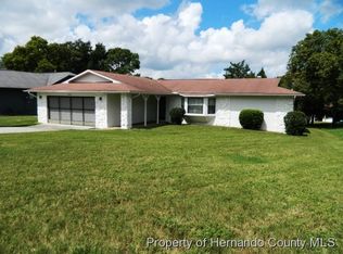 8522 Heather Blvd, Weeki Wachee, FL 34613