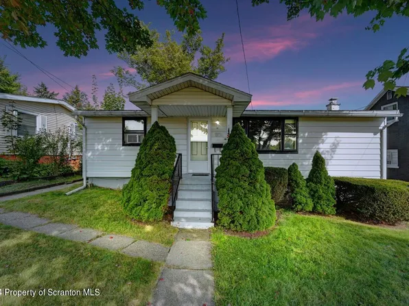 3620 Winfield Ave, Moosic, PA 18507