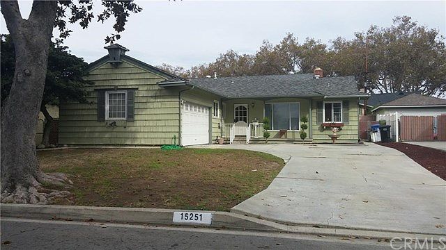 1st image of 15251 Anaconda St