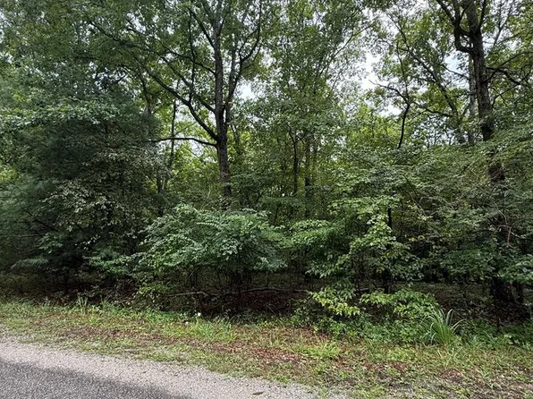 3038 Oklahoma Dr, Crossville, TN 38572