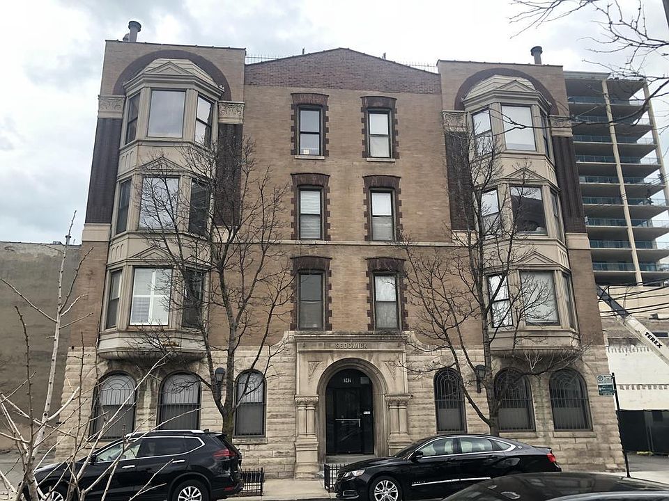 1st image of 747 N Sedgwick St Unit 5N