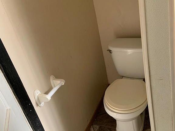 4th image of 622 N 3rd St APT 6
