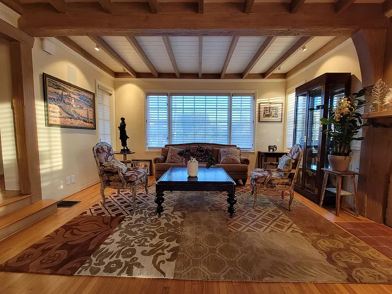 360 Aster St — Photo 12