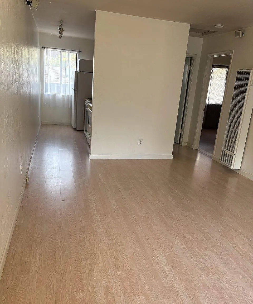 Family room central, connects to the kitchen on the left, and bedrooms on the right side. Room to mount a TV in all rooms.