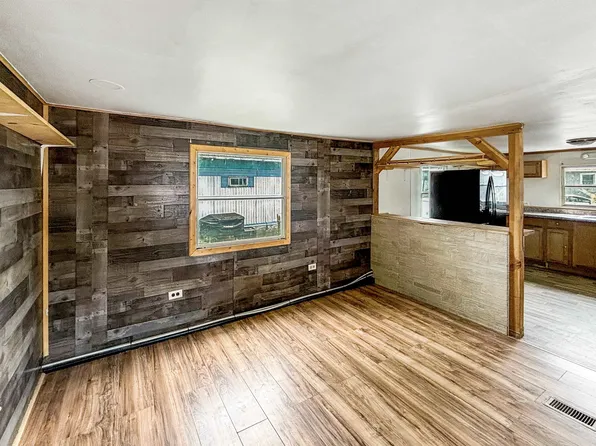 56 Camels Hump Avenue, Colchester, VT 05446