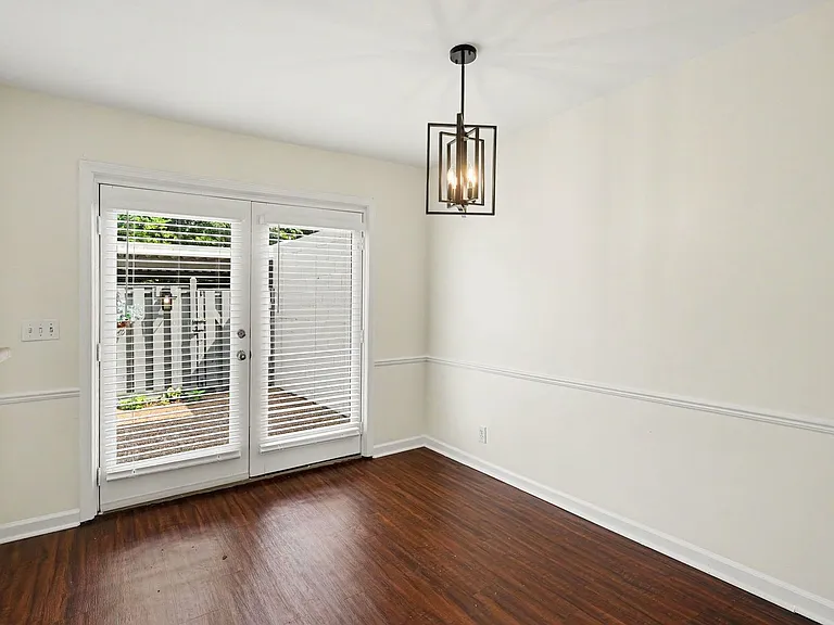 8300 Sawyer Brown Rd #R302 — Photo 6