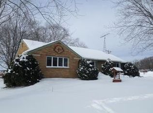 1467 43rd St, Caledonia, WI 53108